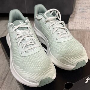 Under Armour Women’s Mint Green Athletic Running Shoes